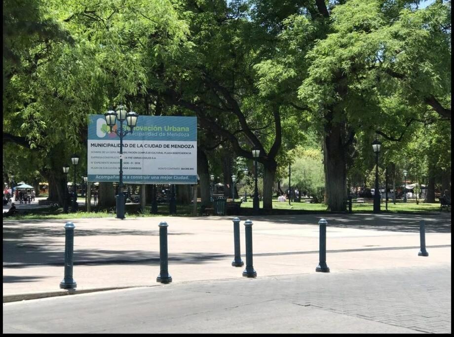 Petit Rivadavia En El Corazon De Mendoza公寓 外观 照片