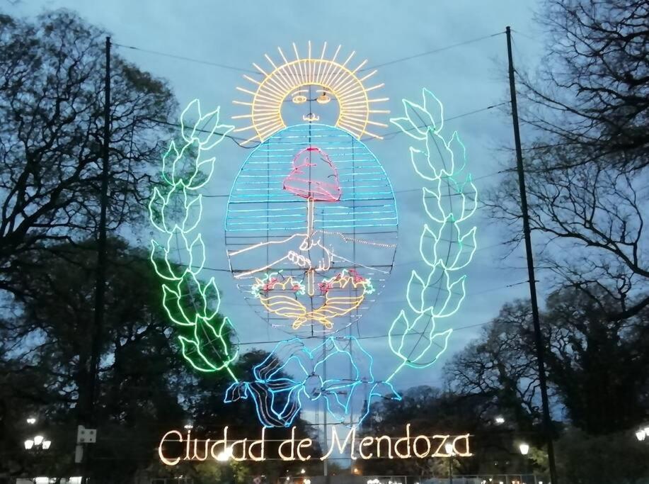Petit Rivadavia En El Corazon De Mendoza公寓 外观 照片